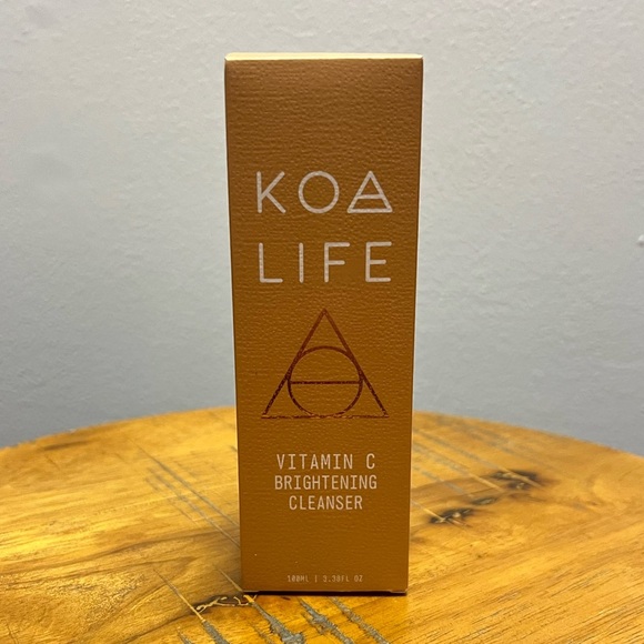 NEW KOA LIFE Vit-C Brightening Oil - Picture 2 of 3